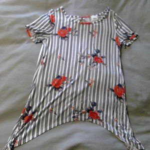 Cute floral stripped t-shirt